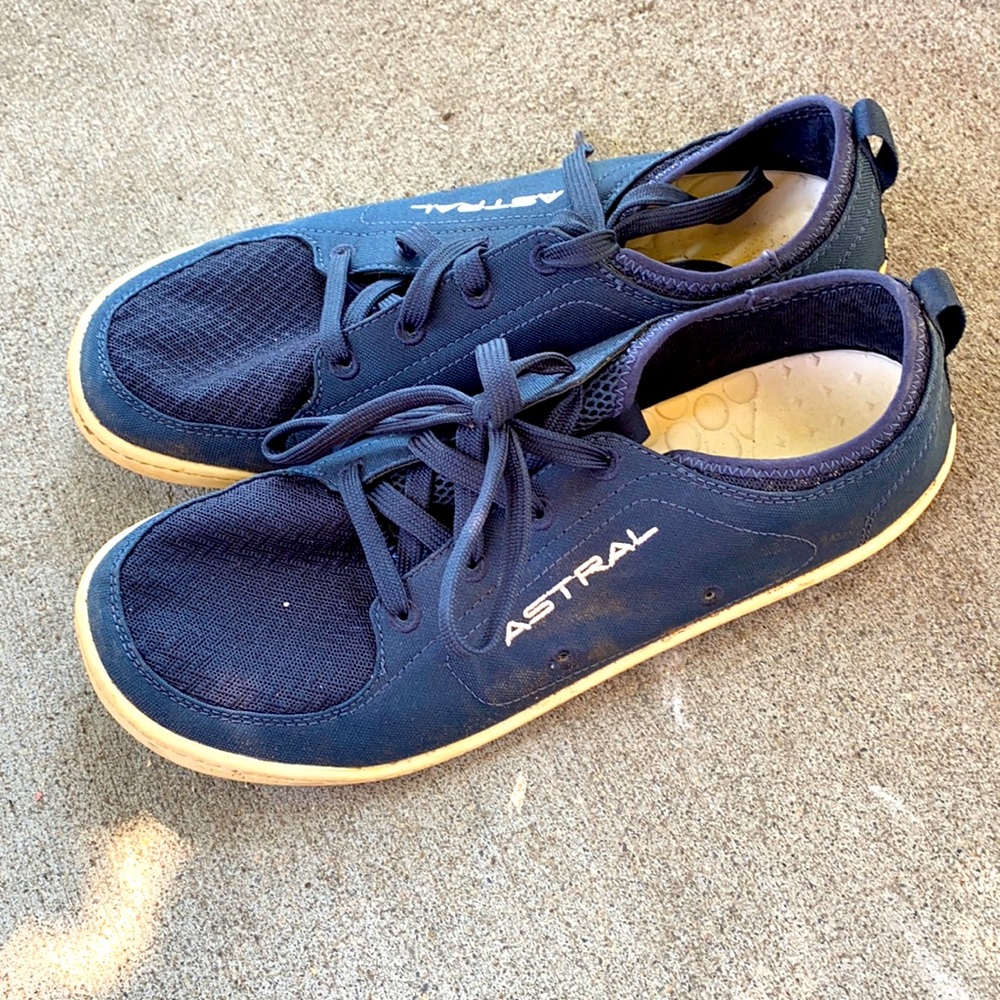 Astral River shoe